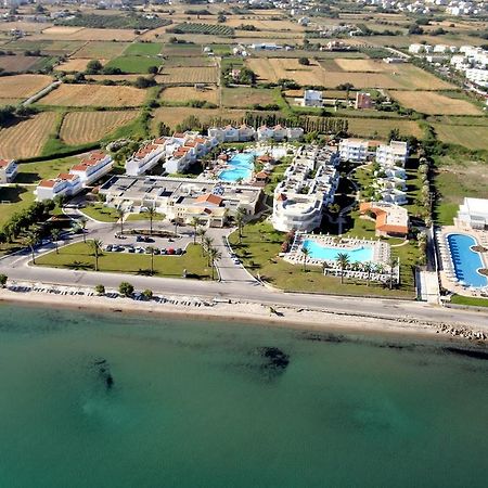 Zorbas Beach Hotel Tigkaki  Exterior photo