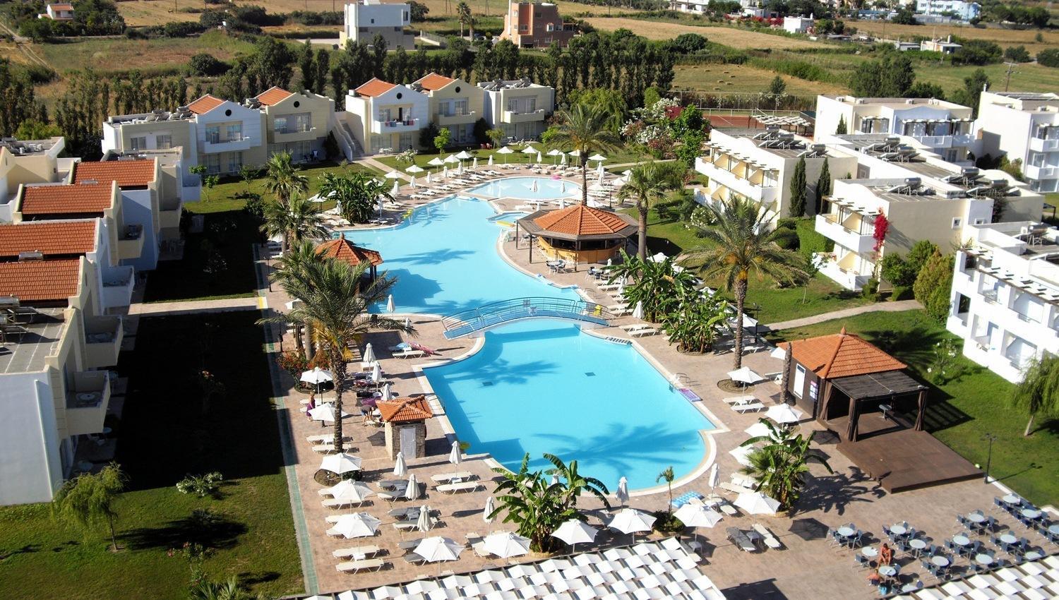 Zorbas Beach Hotel Tigkaki  Exterior photo