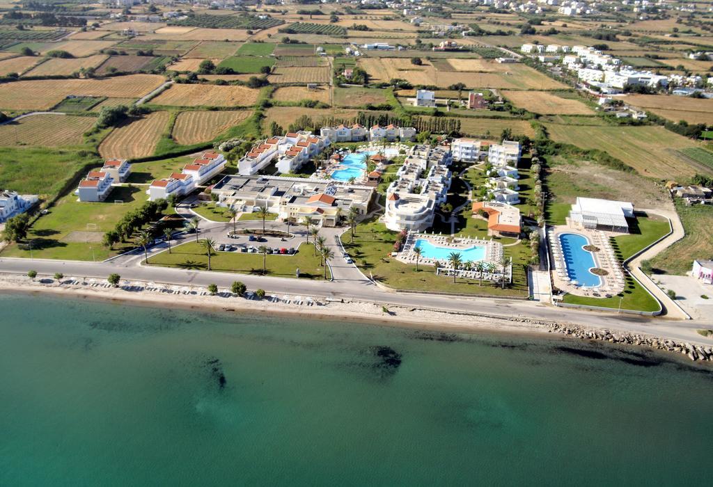 Zorbas Beach Hotel Tigkaki  Exterior photo